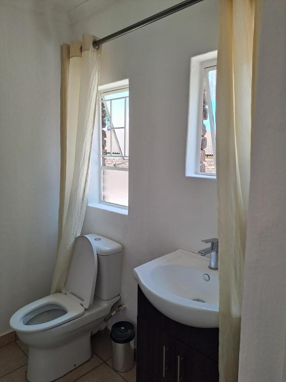 Sable Inn B&B Modimolle Esterno foto